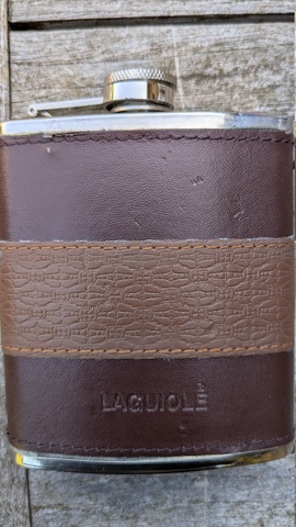Flasque de poche Laguiole.
