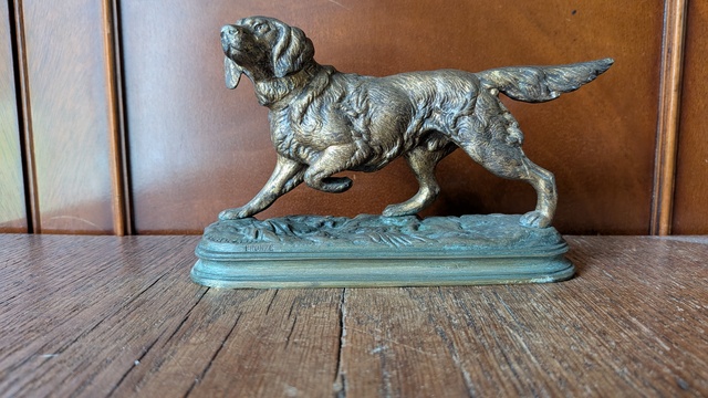 Bronze chien setter &agrave; l'arr&ecirc;t